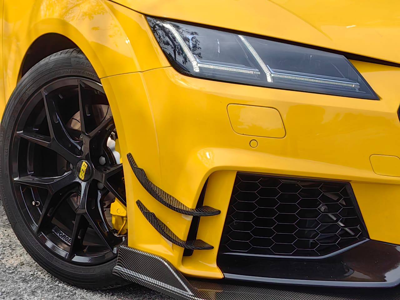 Audi TT mk3 front bumper canard