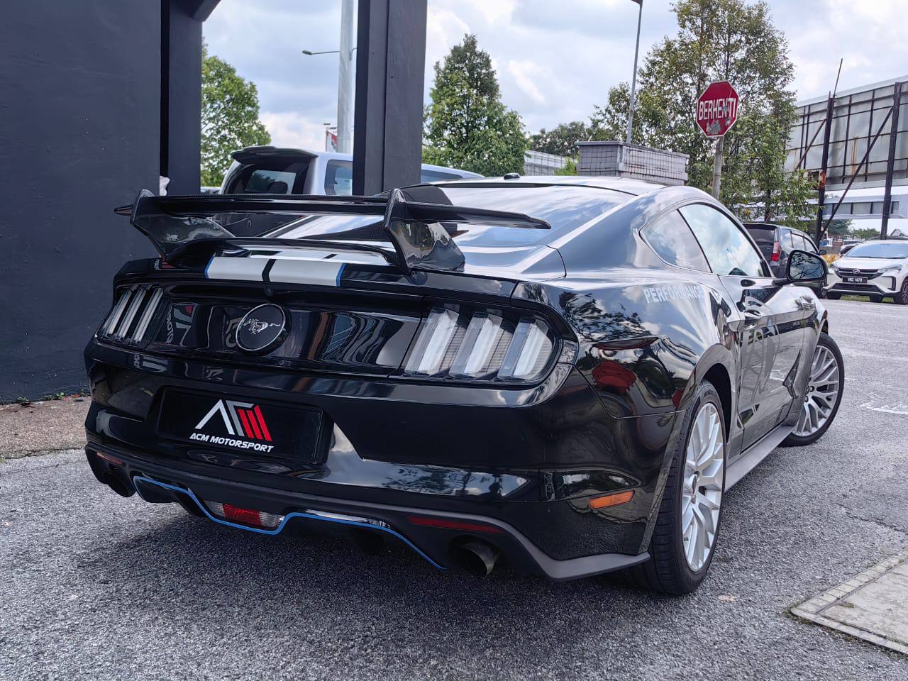 Ford mustang rosh spoiler