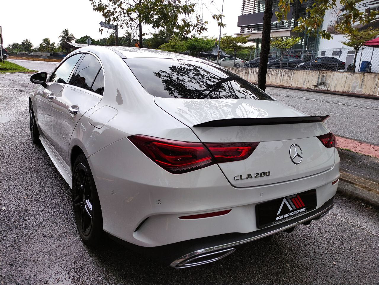 Mercedes benz w118 cla45 spoiler