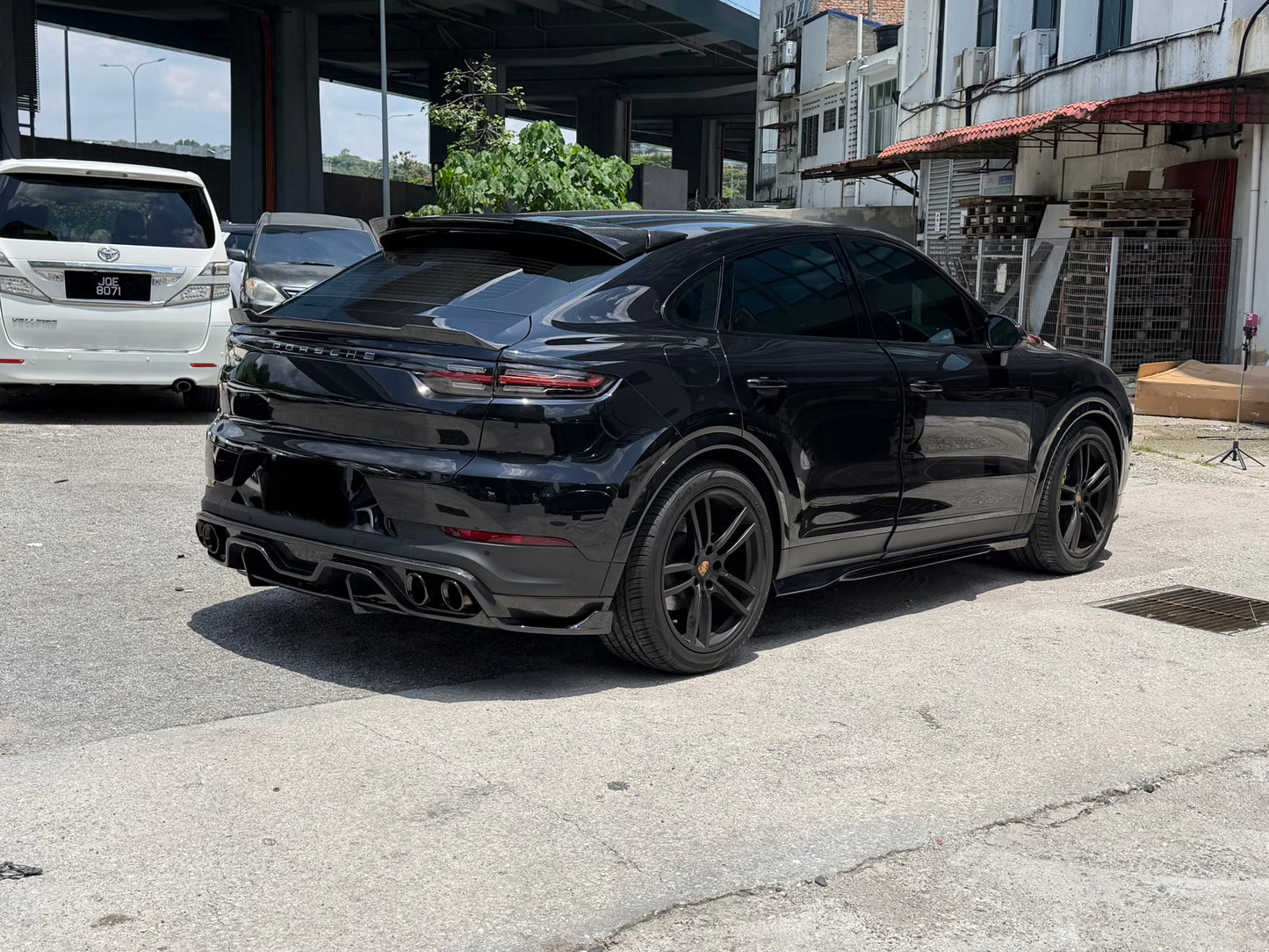 Porsche cayenne coupe 9Y3 bodykit