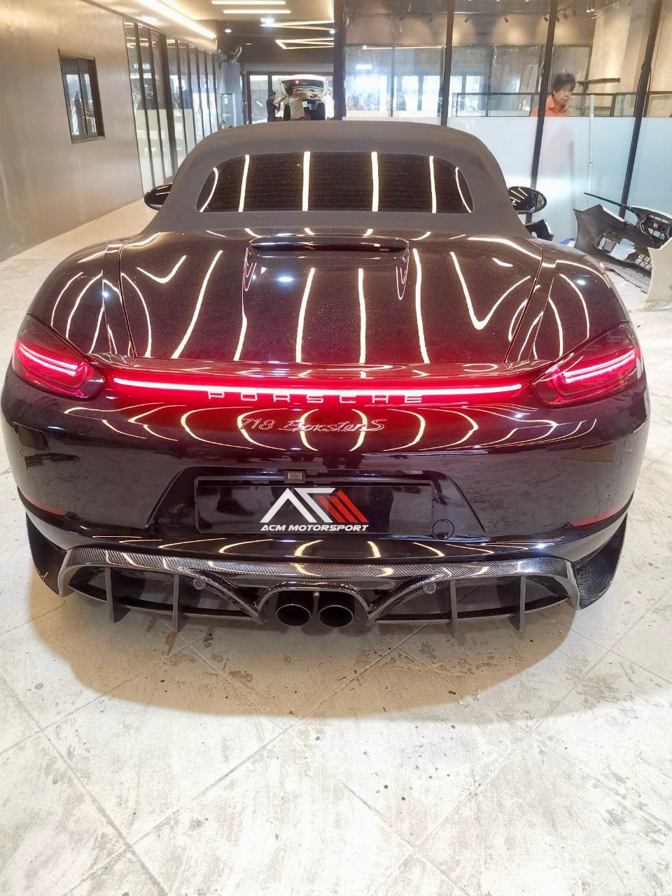 Porsche 718 rear diffuser