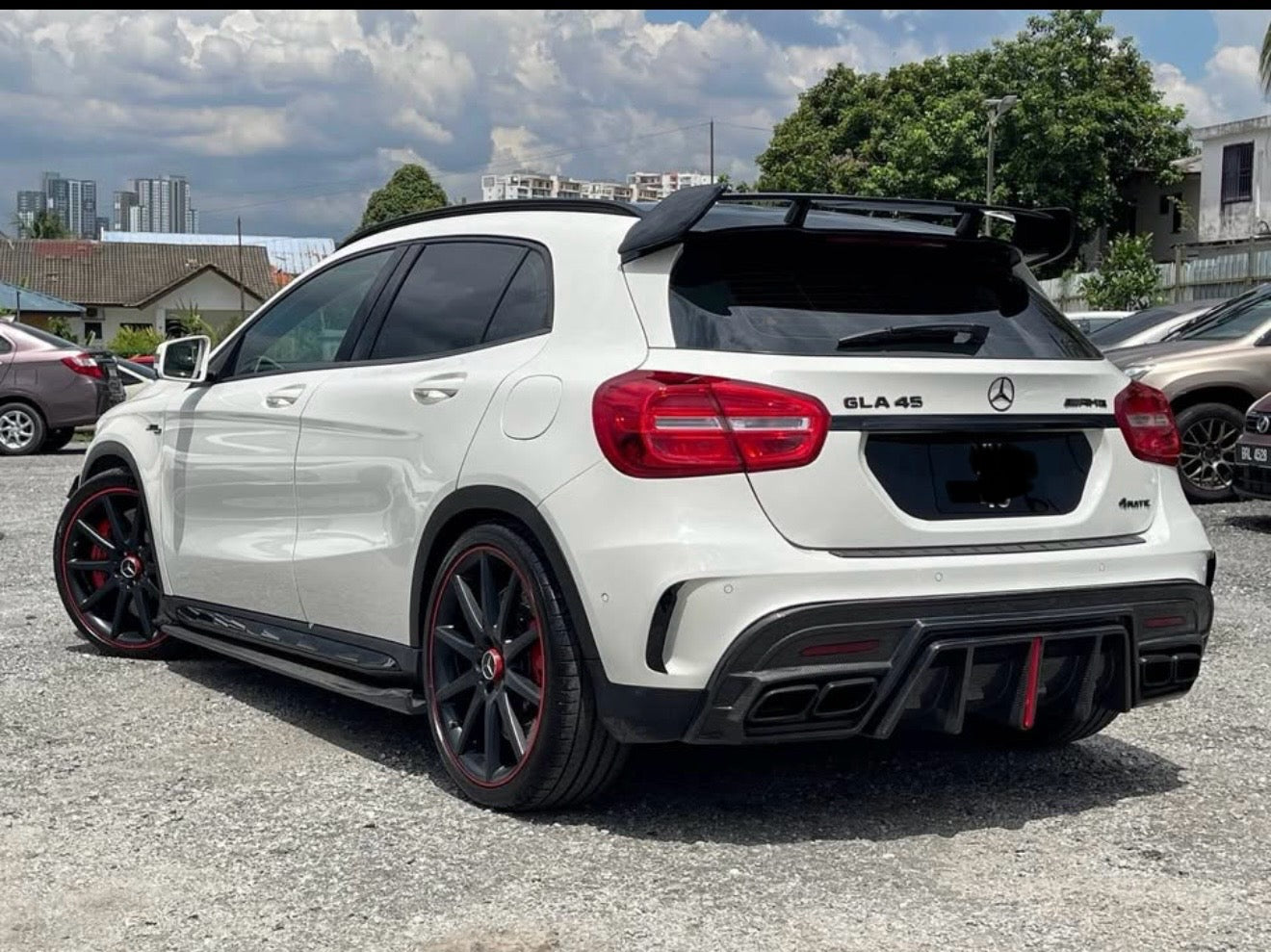 Mercedes benz GLA rear diffuser