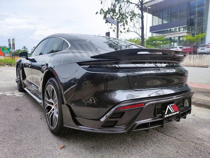 Porsche taycan cmst bodykit