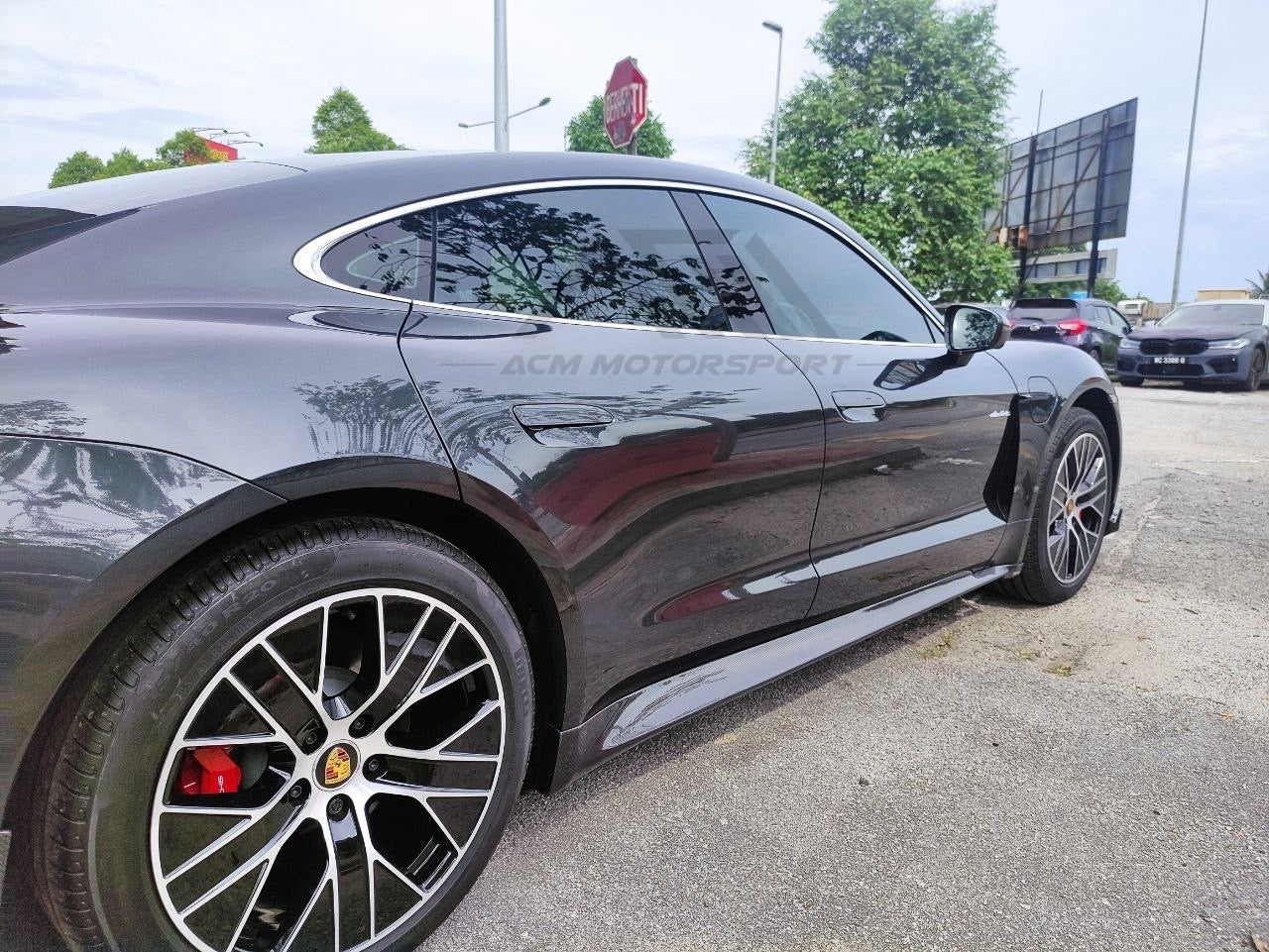 Porsche taycan cmst bodykit