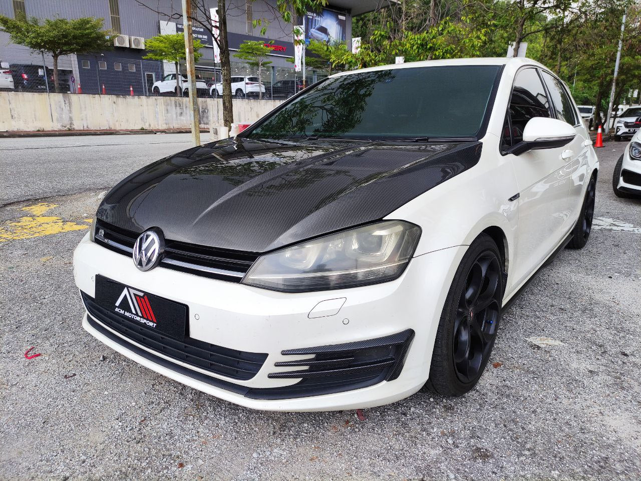 Volkswagen golf mk7 Aspec hood