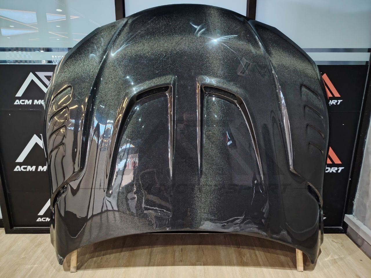 Toyota supra Lb hood