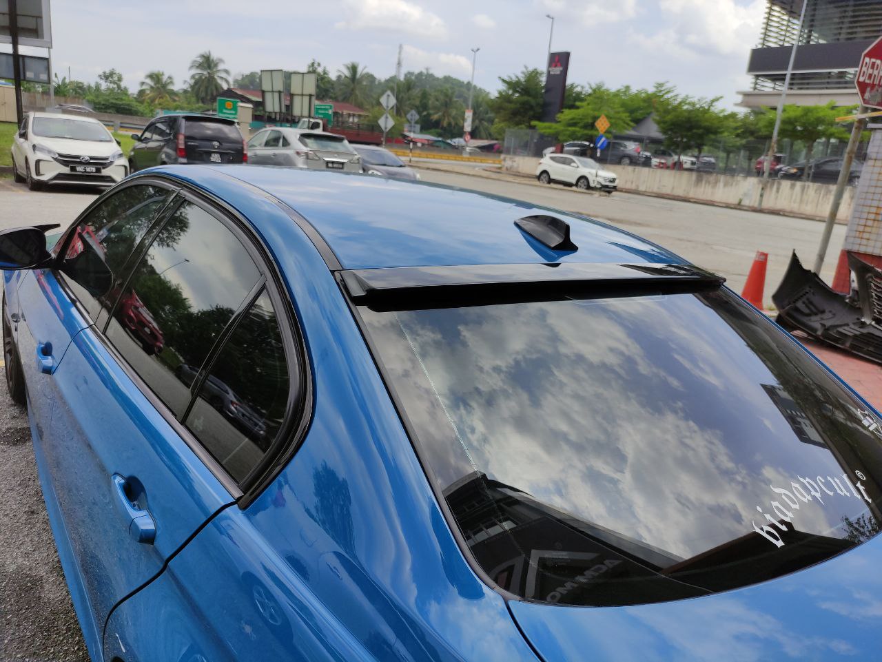 Bmw F30 roof spoiler