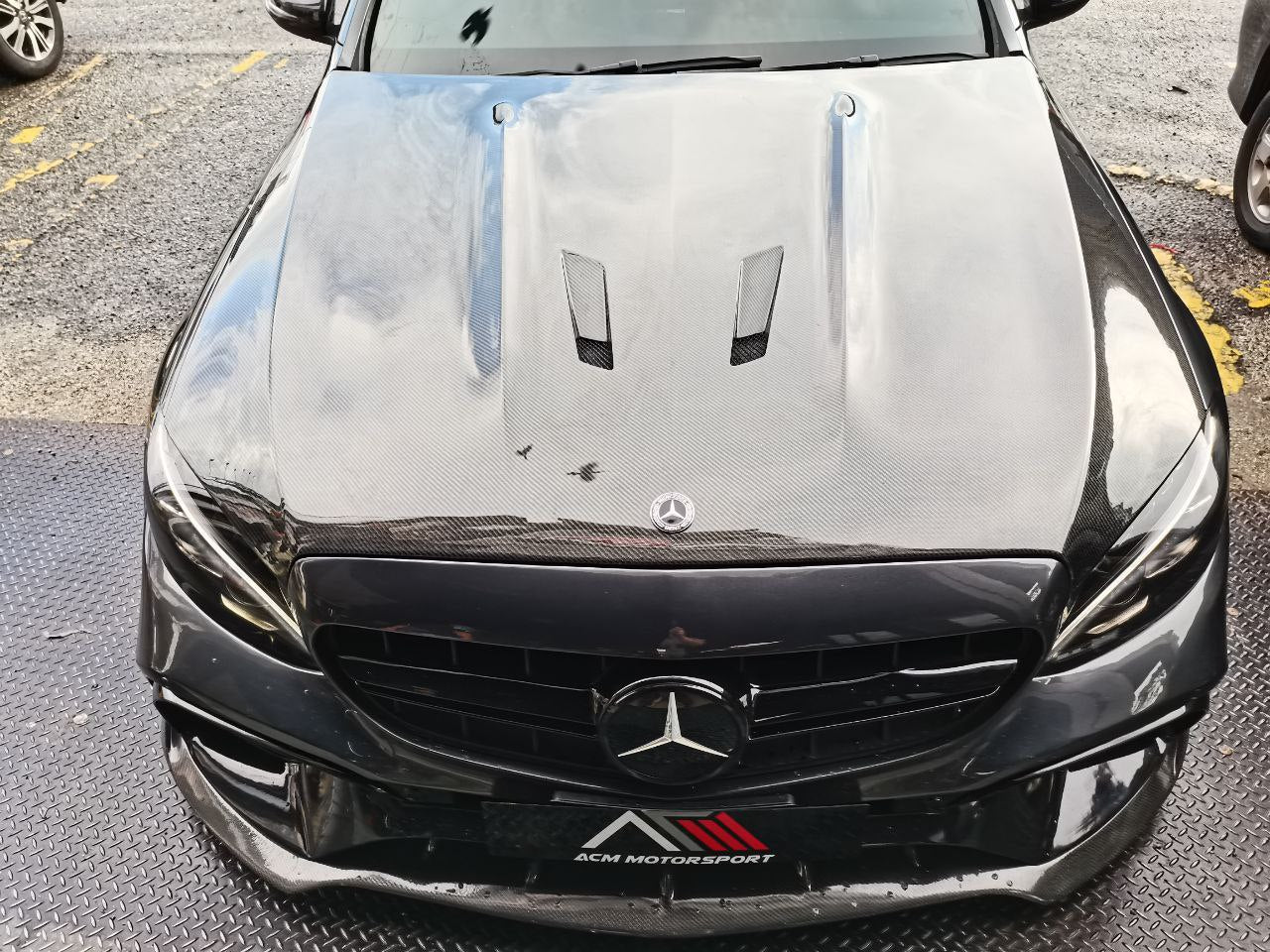 Mercedes benz W205 black edition hood