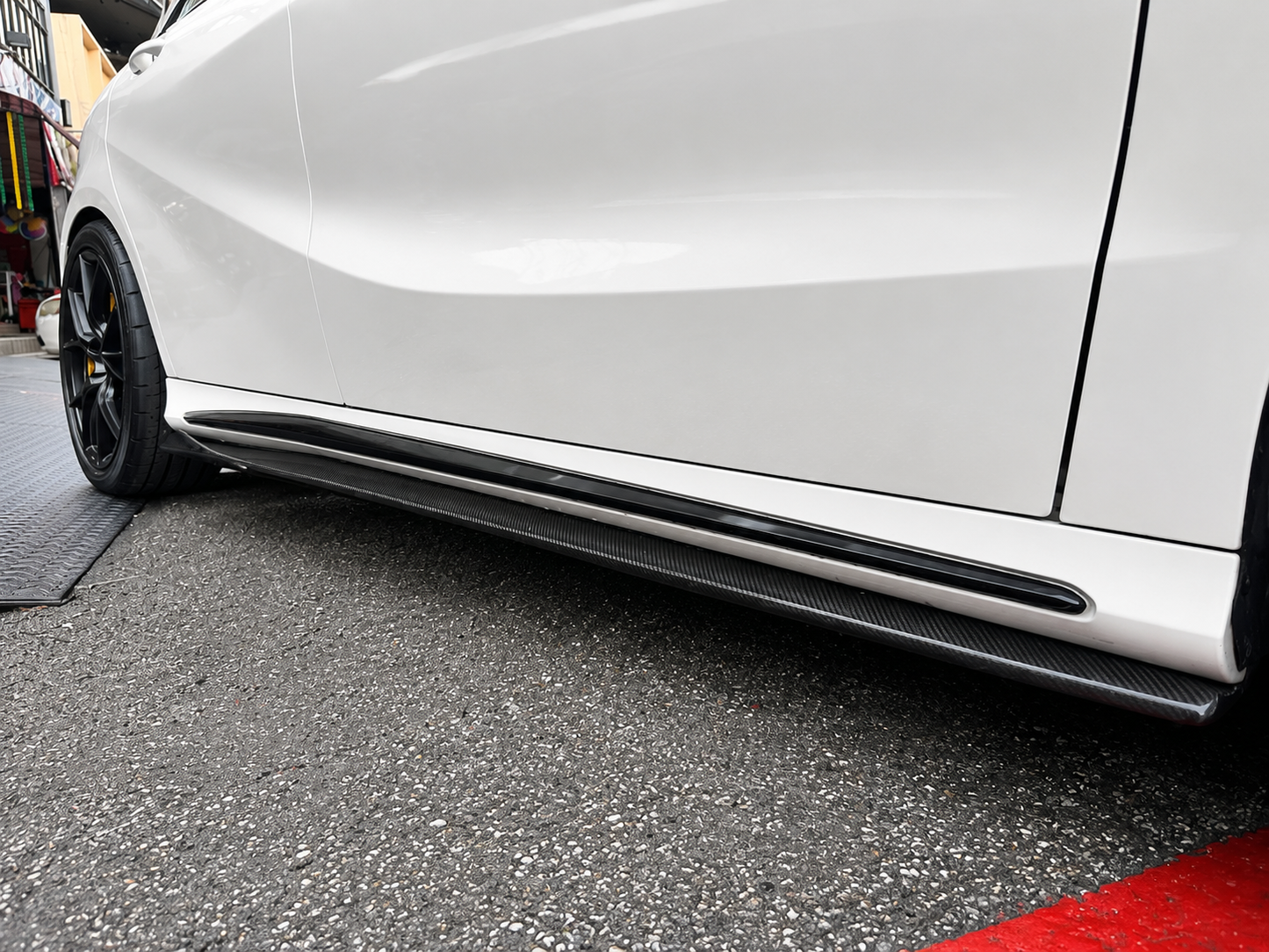 Mercedes benz w176 RV side diffuser