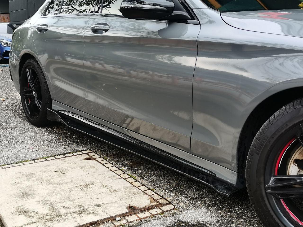 Mercedes benz Uv side diffuser