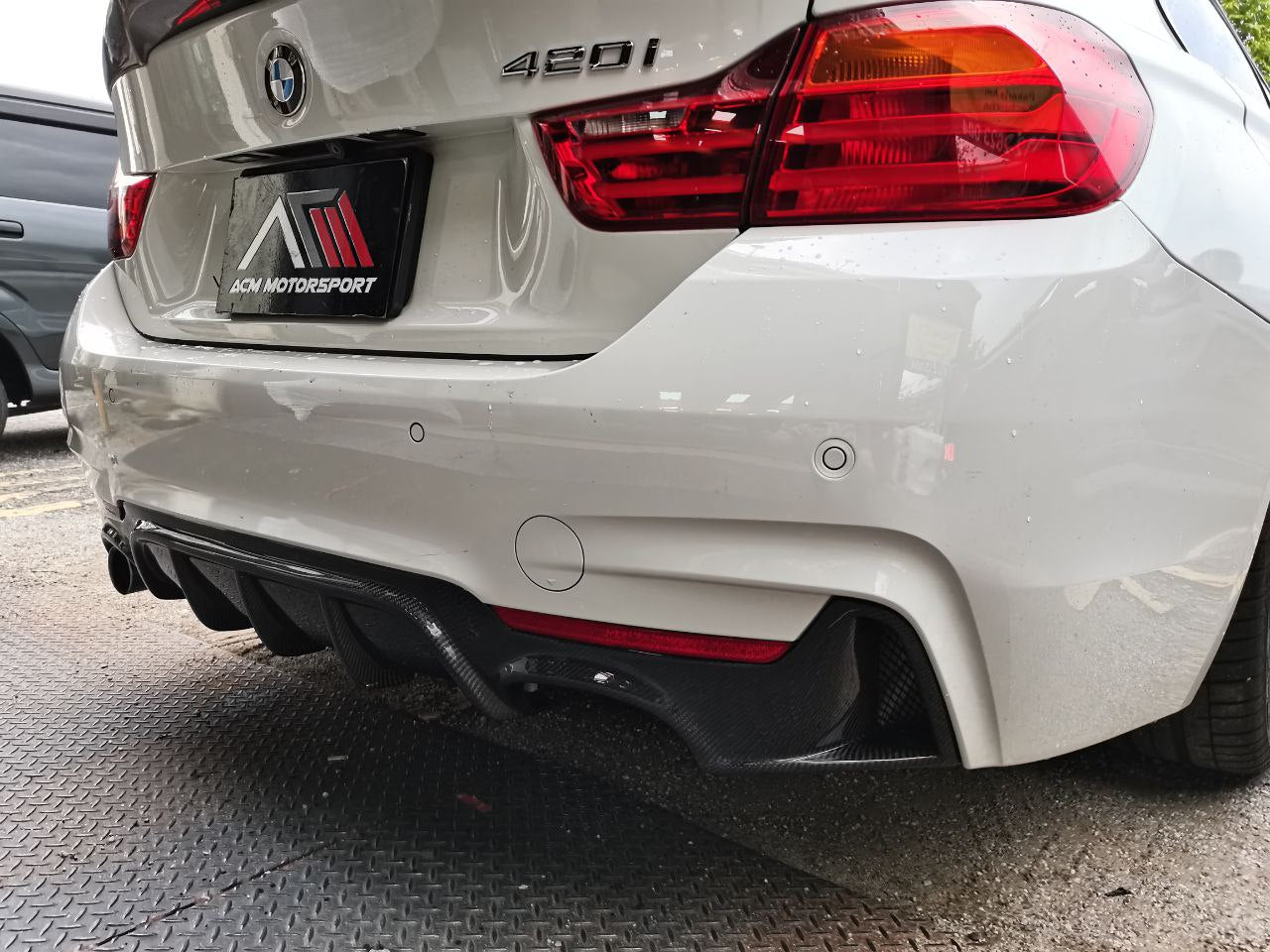 Bmw F32 peformance rear diffuser