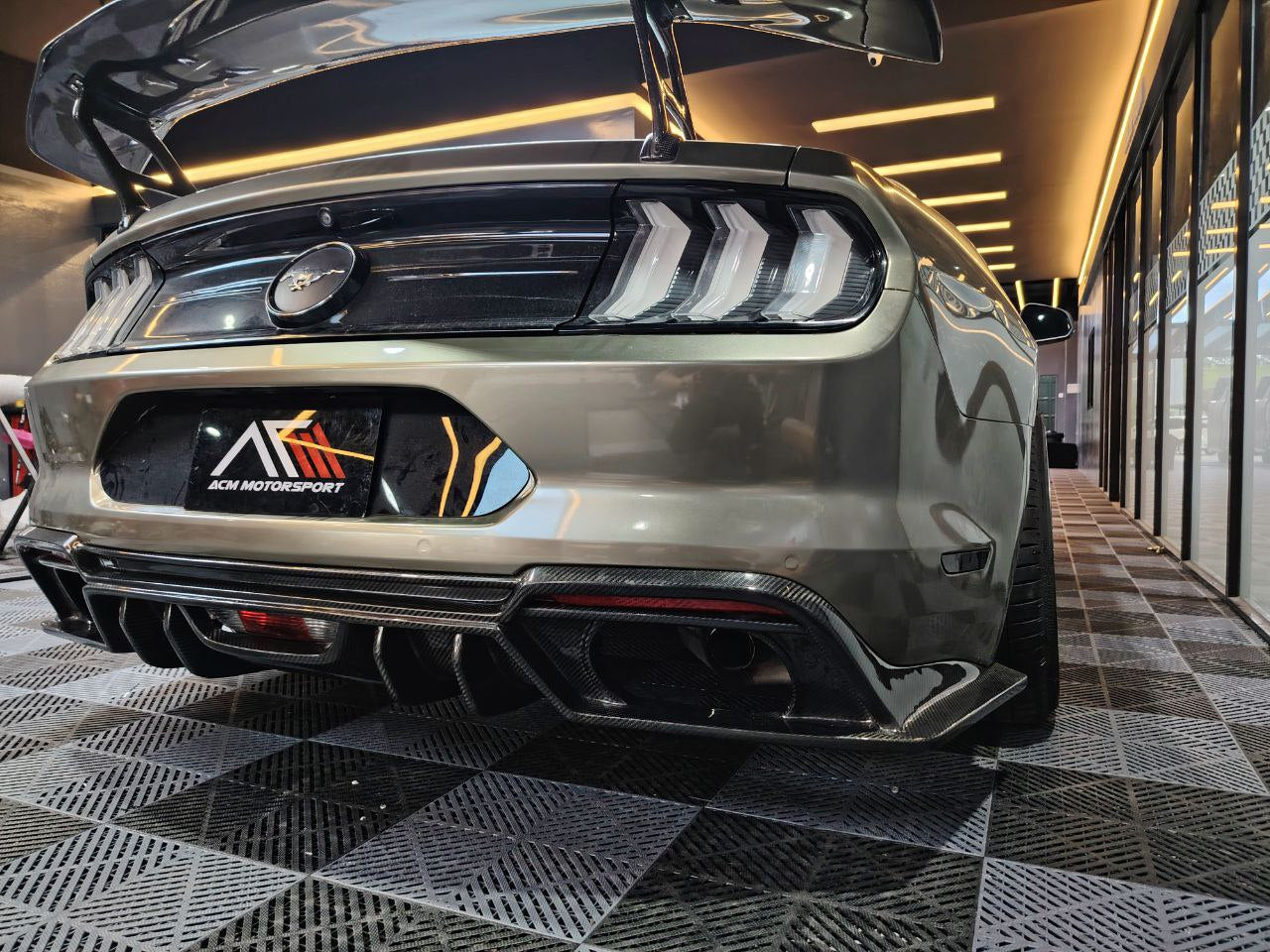 Ford mustang rear diffuser Facelift