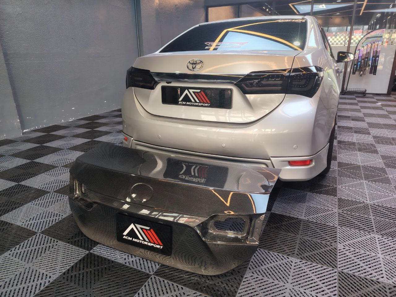 Toyota altis 2014 carbon fiber trunk