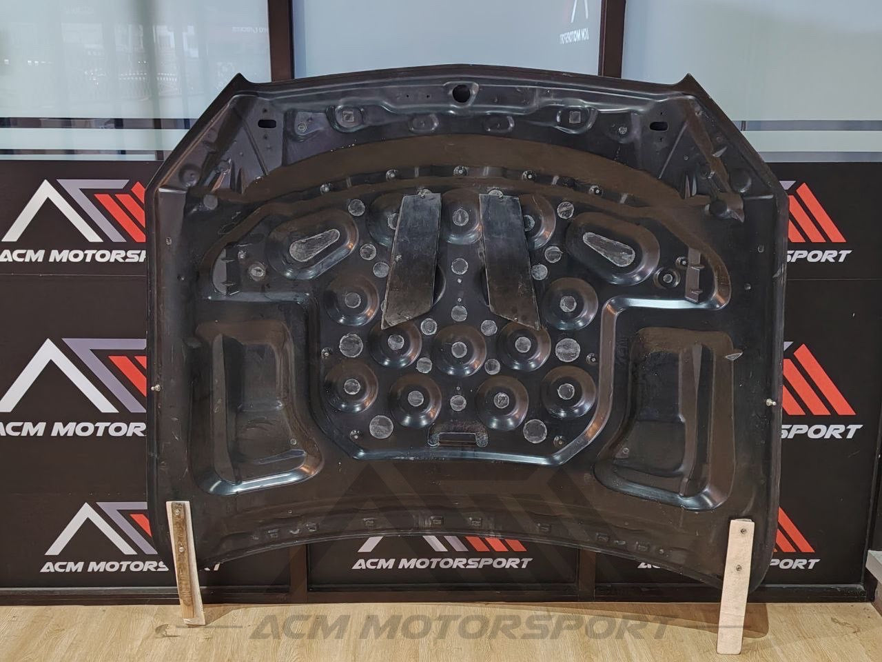 Mercedes benz w205 black edition hood