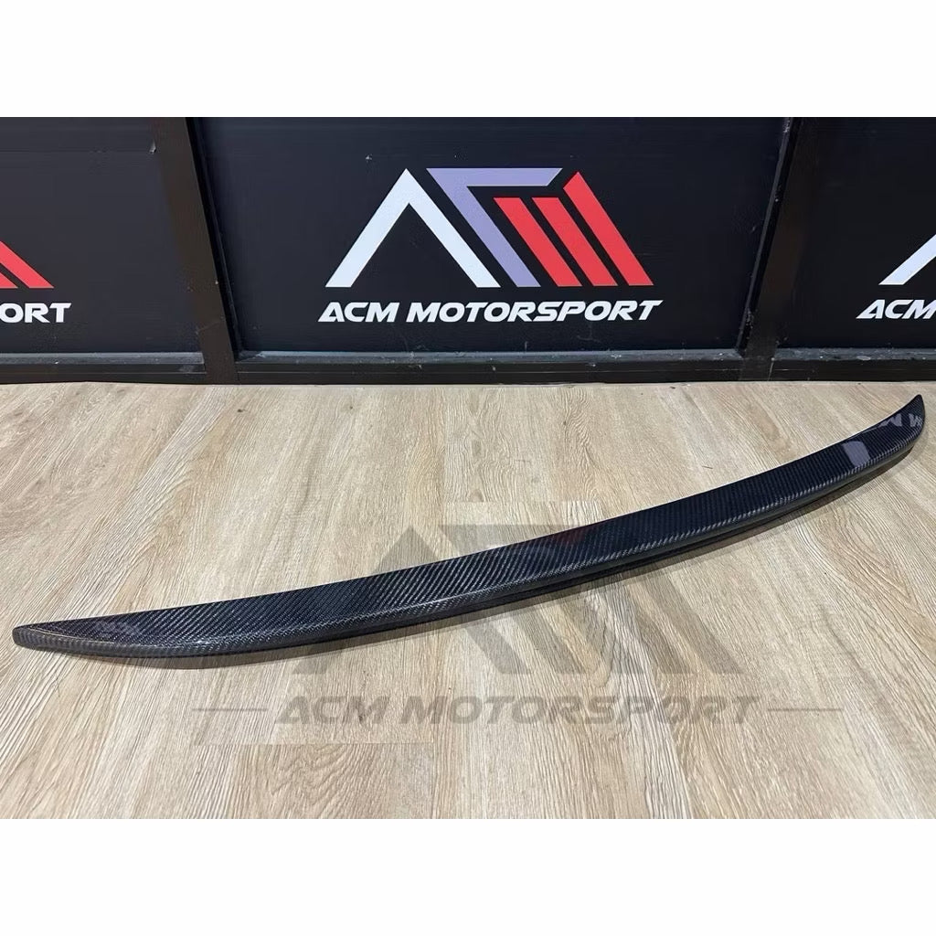 Porsche 992 spoiler ducktail