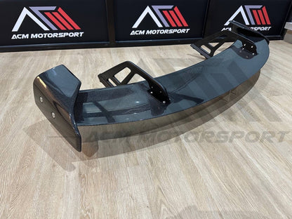 Mustang Adro Gt wing dry carbon