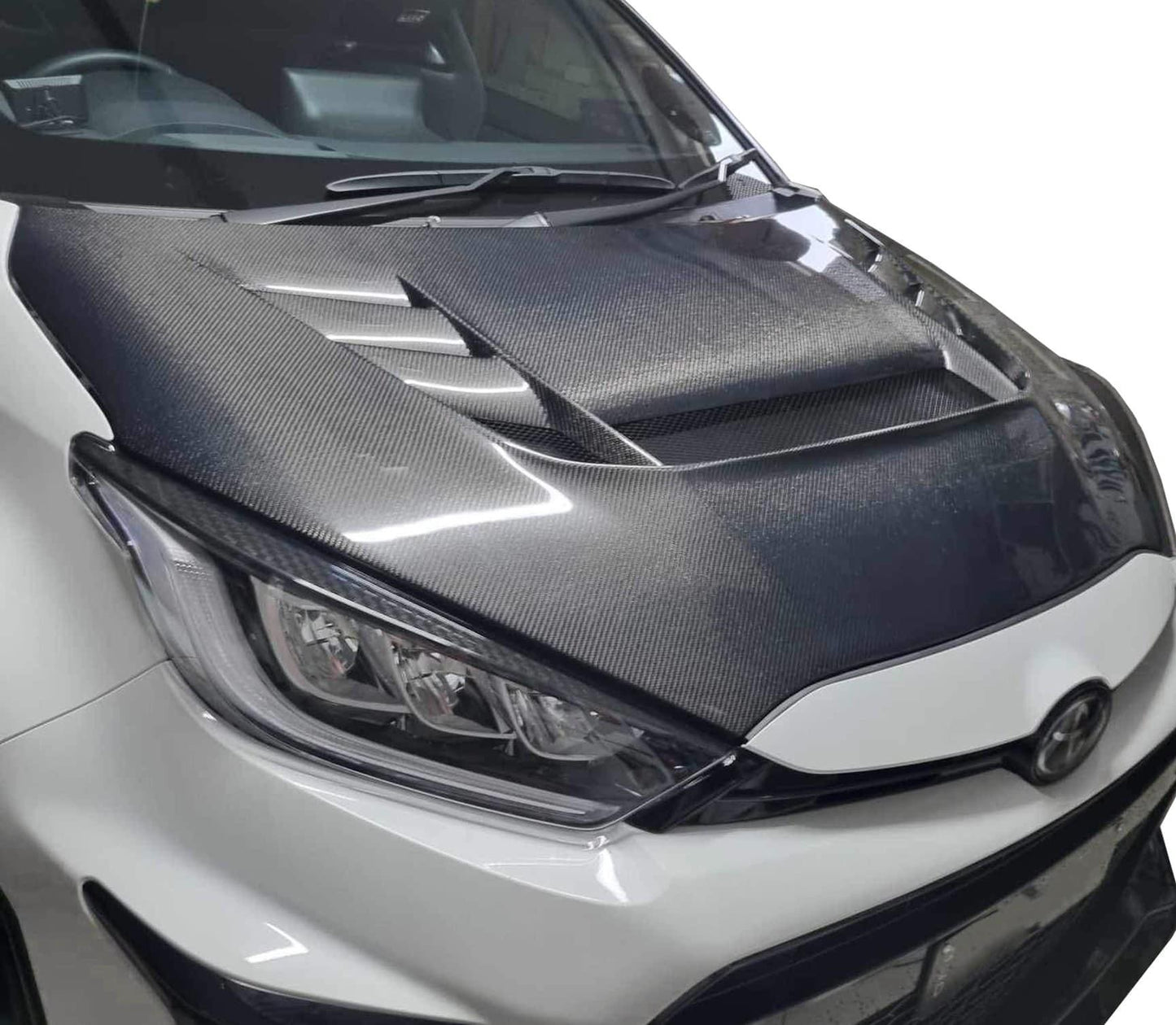 Toyota GR86 VRs carbon hood