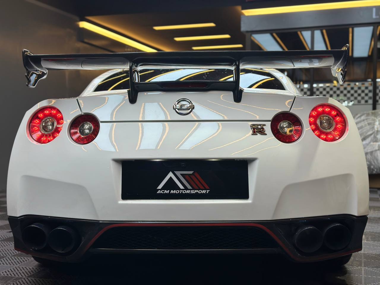 Nissan Gtr R35 Nm spoiler