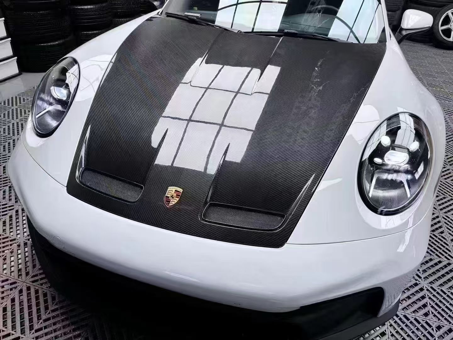 Porsche 911 992 gt3 1:1 Dry cf hood