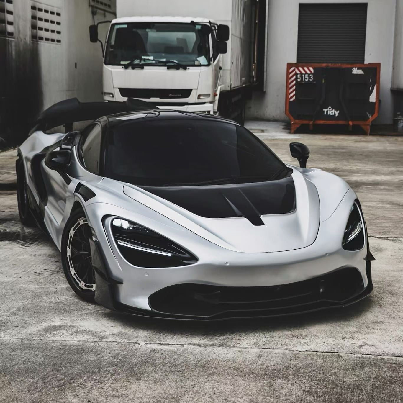 Mclaren 1016 design