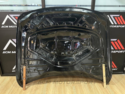 Bmw F30 vrs carbon fiber hood